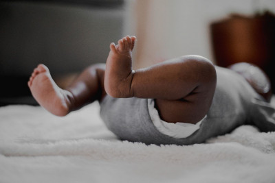 Ada Darah dalam Feses Bayi, Apa yang Harus Dilakukan?